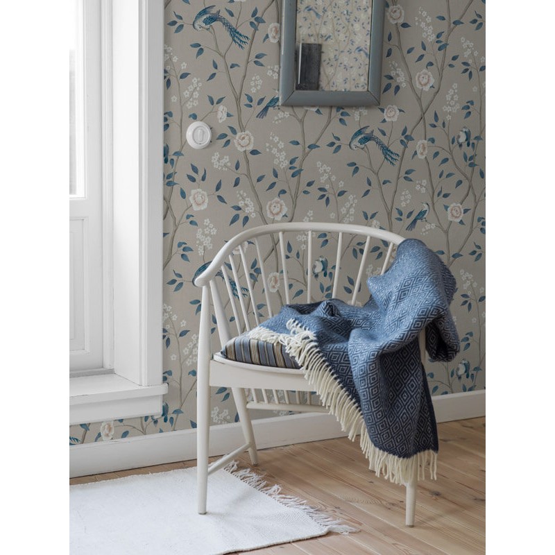 Paradicsommadár virágokkal taupe kék design tapéta 6143 (Blue and White)