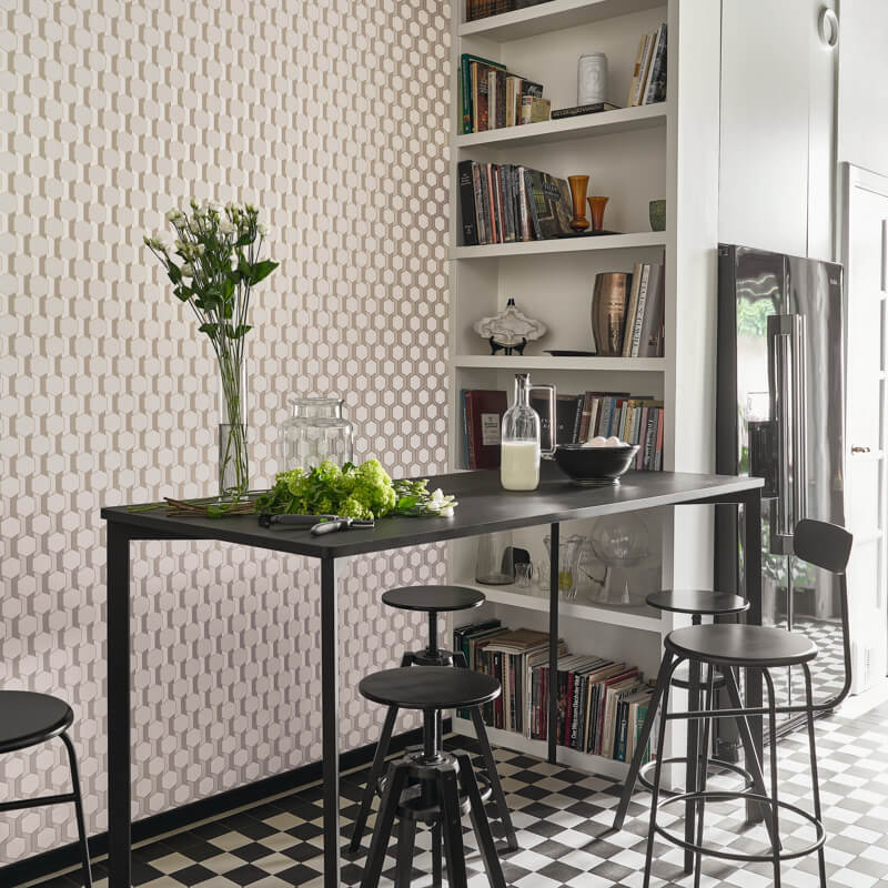 Krém világosszürke hatszög mintás elegáns design tapéta derb89309016 (Derby)