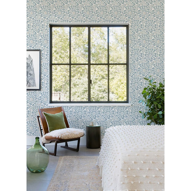 Bohém tapéta világoskék levelekkel FD27039 (Terrace)