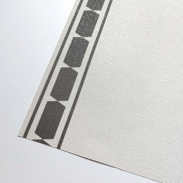 Világos alapon fekete csíkos tapéta 39039 (Arché)